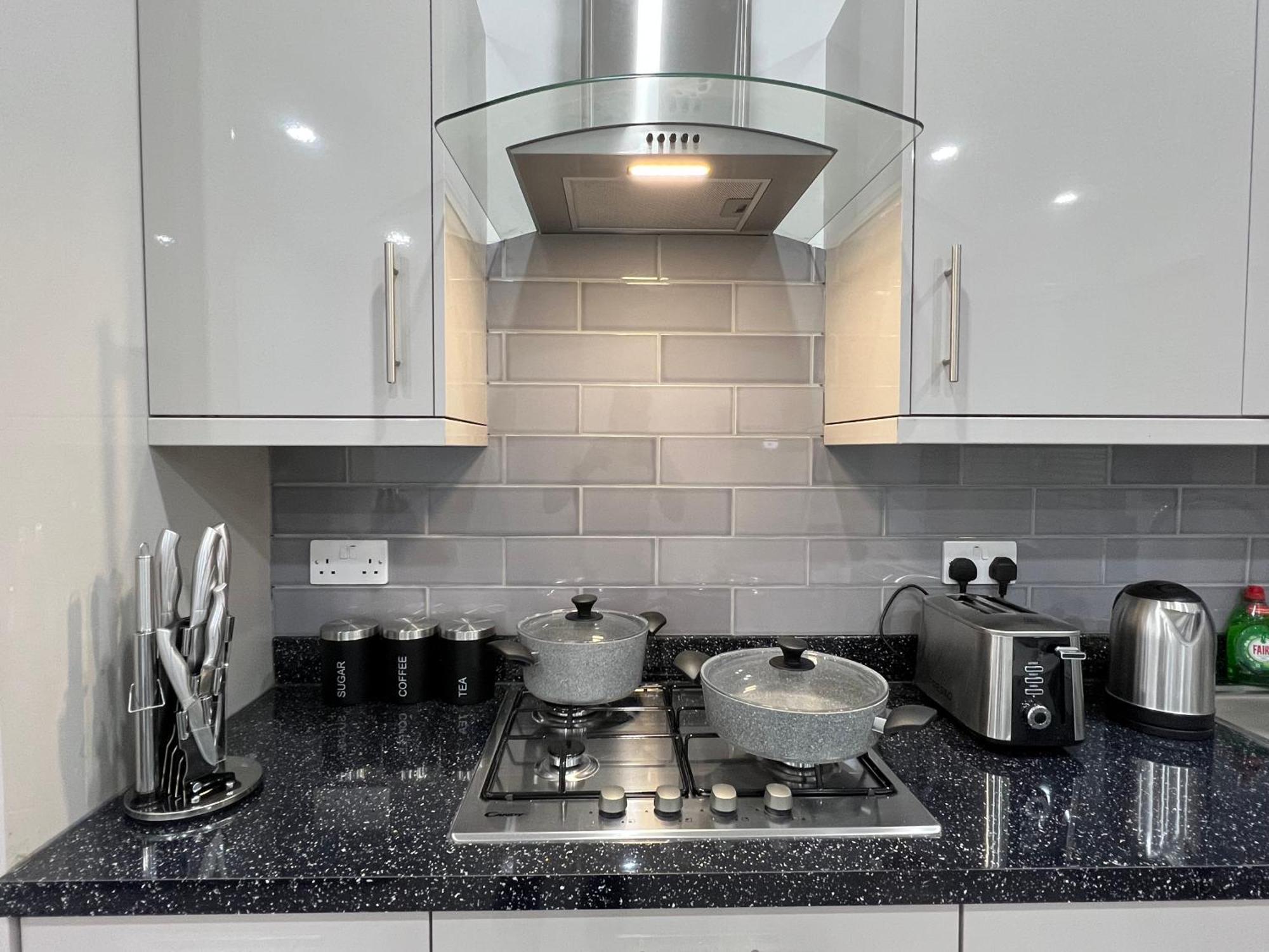 F4 Luxury Stays One Bed Apartment With Parking Ilford Luaran gambar